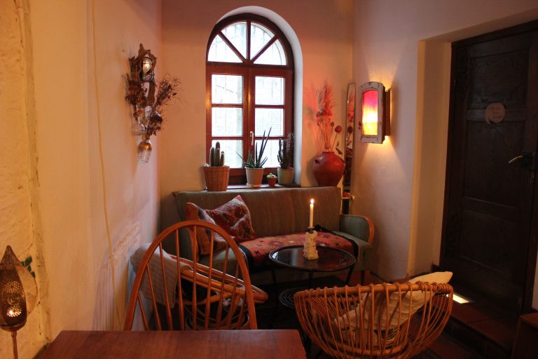 Kaffeehaus Treibgut Couch