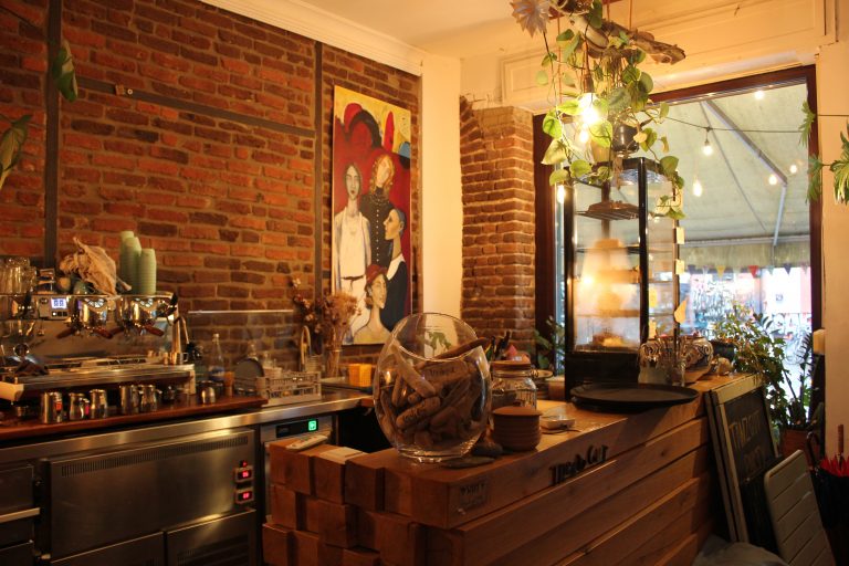 Kaffeehaus Treibgut Theke