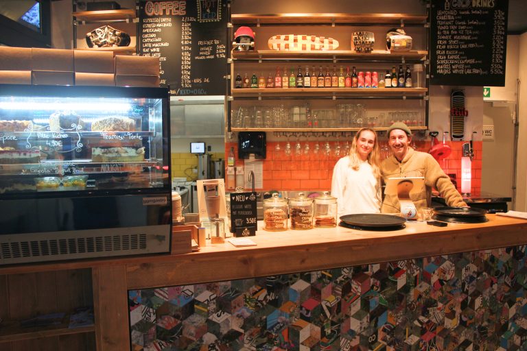 Pau's Boutique Theke 1