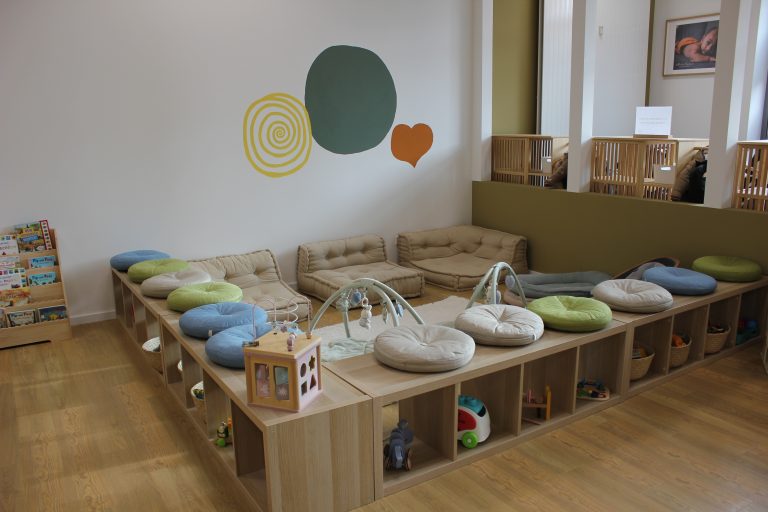 Little Rainbow World Raum 1